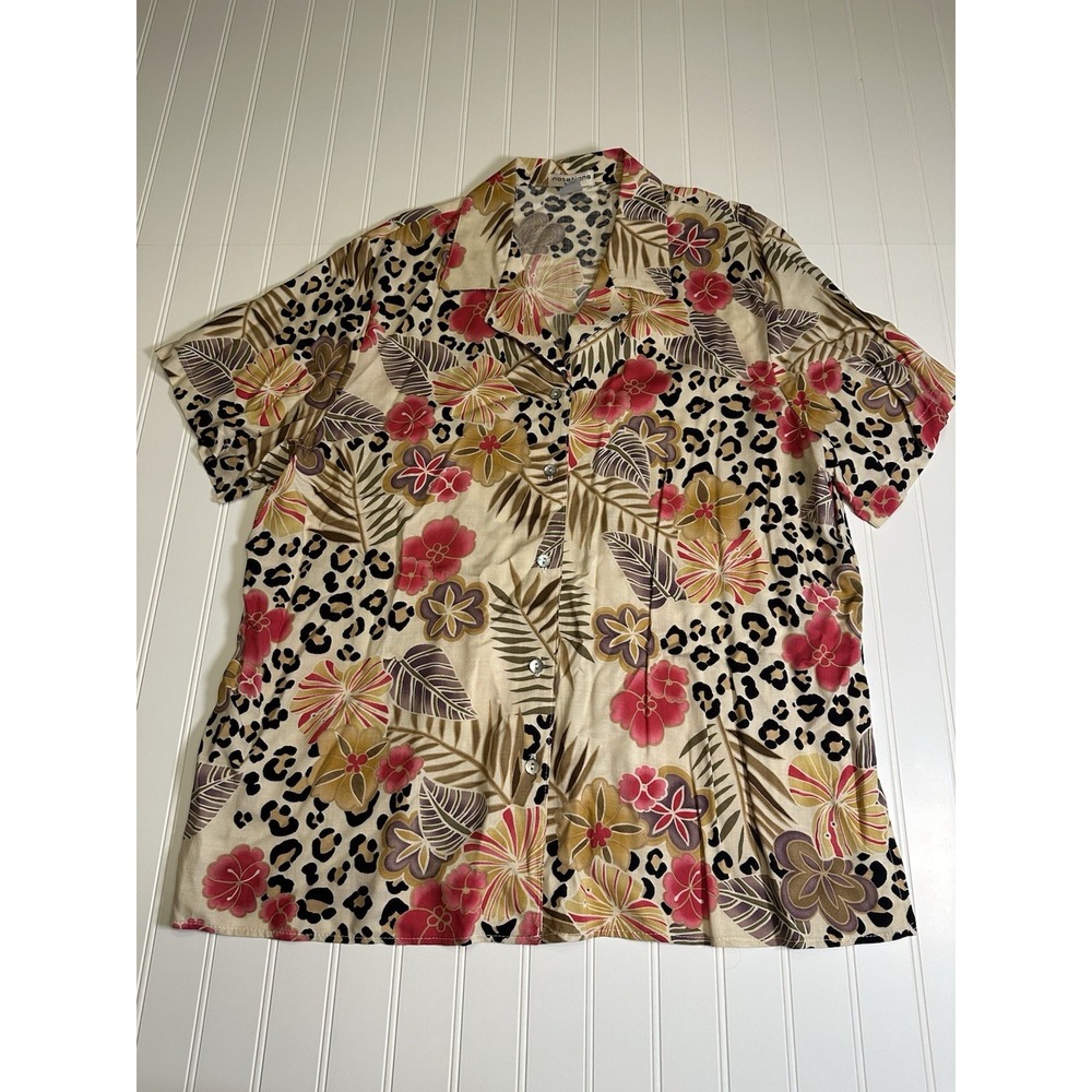 Notations Woman Bright Tropical Floral Print Short Sleeve Button Up Top 1X